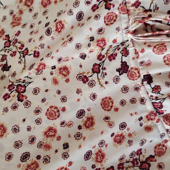 Style & Co floral ruffle top small - Picture 8 of 9